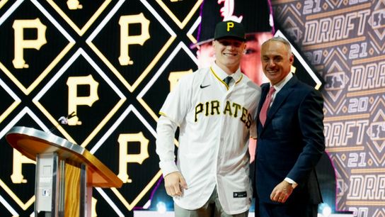 Pirates take Louisville catcher Henry Davis first overall taken in New York (Pirates)